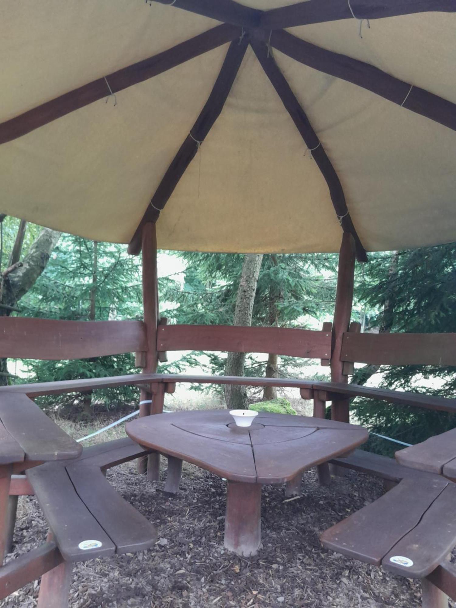 Guest House Sneznik المظهر الخارجي الصورة